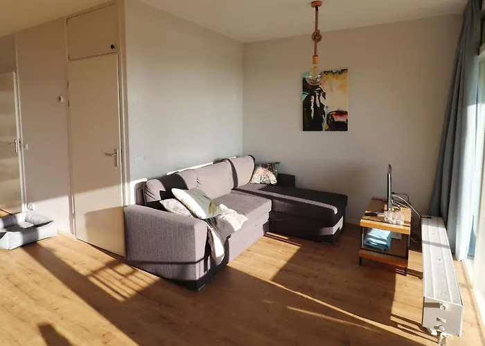 Apartment In Heeg With Heegermeer Views
