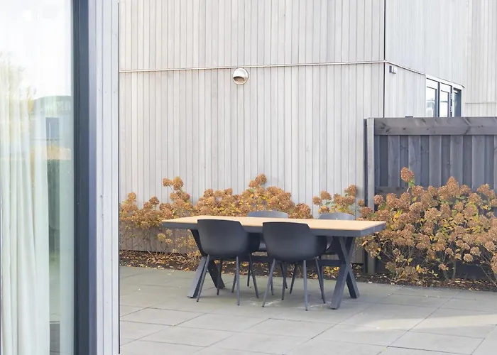Luxe Verblijf in een Waterlodge aan de Waterkant